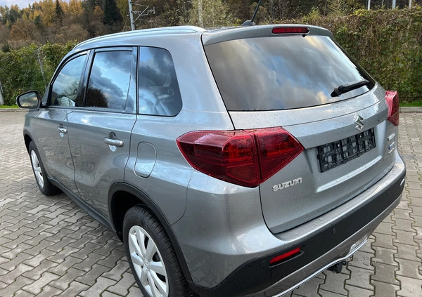 Suzuki Vitara cena 93900 przebieg: 19000, rok produkcji 2022 z Nisko małe 232